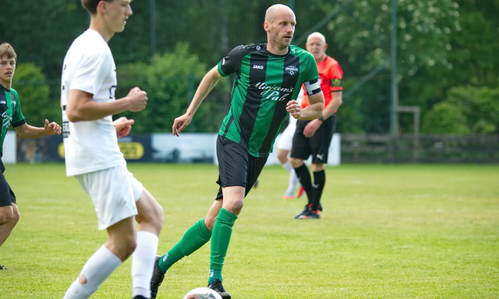Kapitän am Ball
